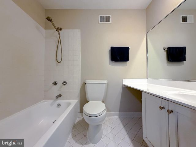 8425 MAUSEN LN, La Plata, MD 20646
