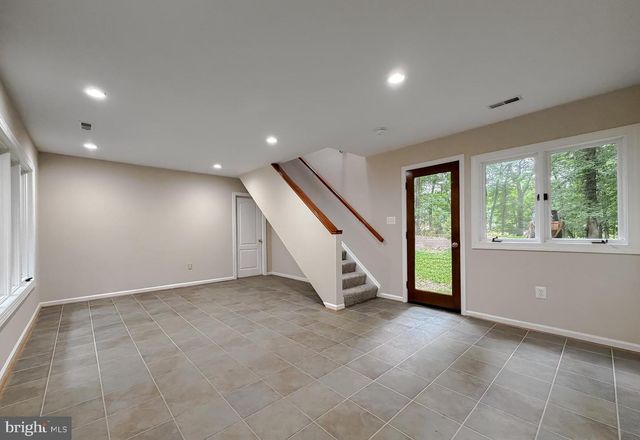 8425 MAUSEN LN, La Plata, MD 20646