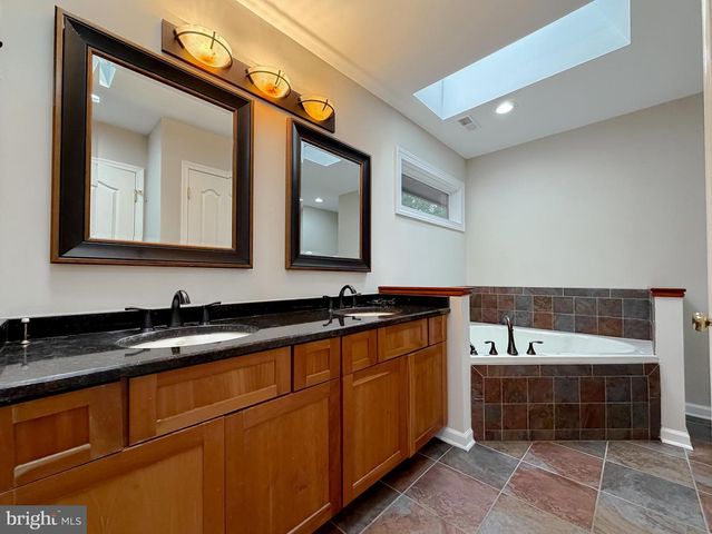 8425 MAUSEN LN, La Plata, MD 20646