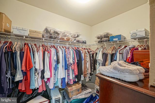 217 GAUNT DR, Mickleton, NJ 08056