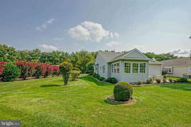 217 GAUNT DR, Mickleton, NJ 08056