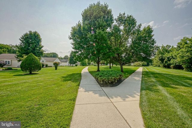 217 GAUNT DR, Mickleton, NJ 08056