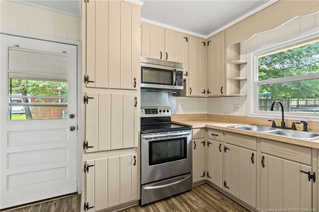 6415 Deland Avenue, Fayetteville, NC 28303
