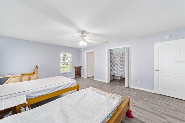 6880 SE 103RD PLACE, Belleview, FL 34420