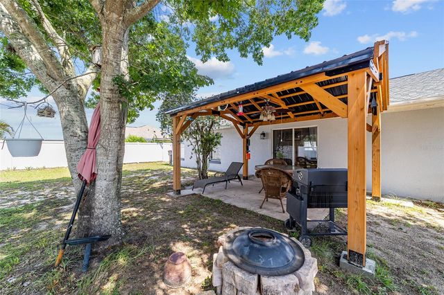 6880 SE 103RD PLACE, Belleview, FL 34420