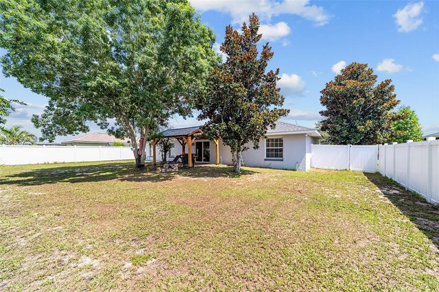 6880 SE 103RD PLACE, Belleview, FL 34420
