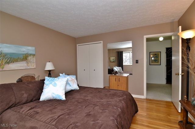 5387 Blue Bell Drive, Lyndhurst, OH 44124