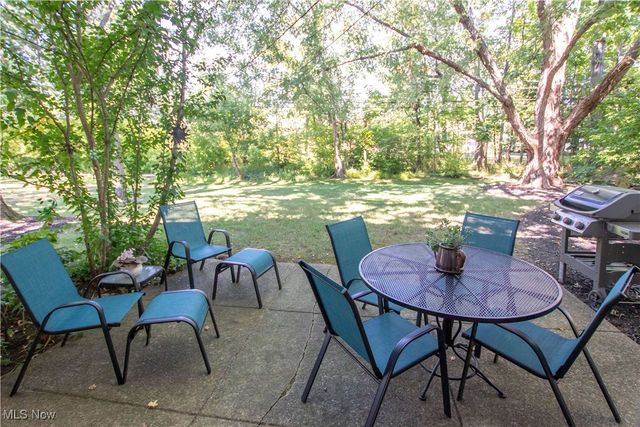 5387 Blue Bell Drive, Lyndhurst, OH 44124