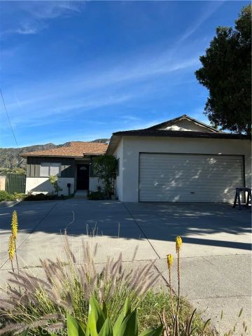 7941 Wentworth Street, Sunland, CA 91040