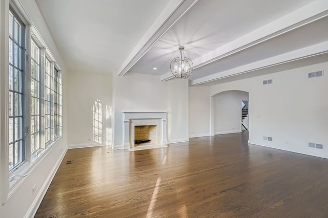 1161 Gavin Court, Lake Forest, IL 60045