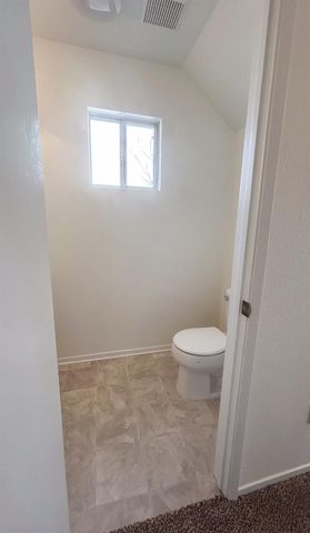 3140 E Laguna Ct, Elk Grove, CA 95758