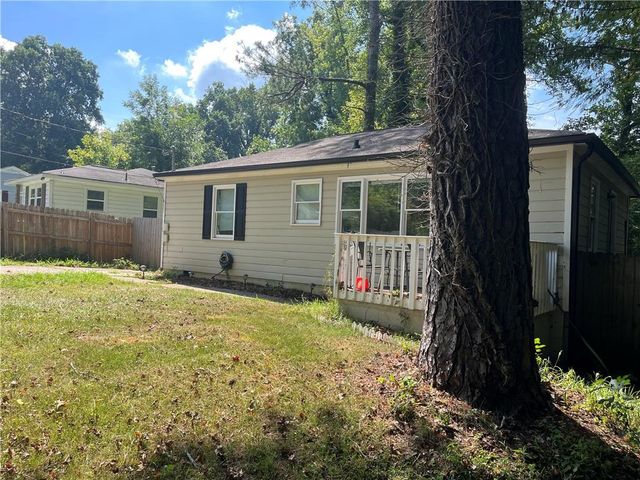 1133 Mable Street SW, Mableton, GA 30126