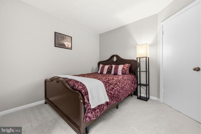 11938 SENTINEL POINT CT, Reston, VA 20191