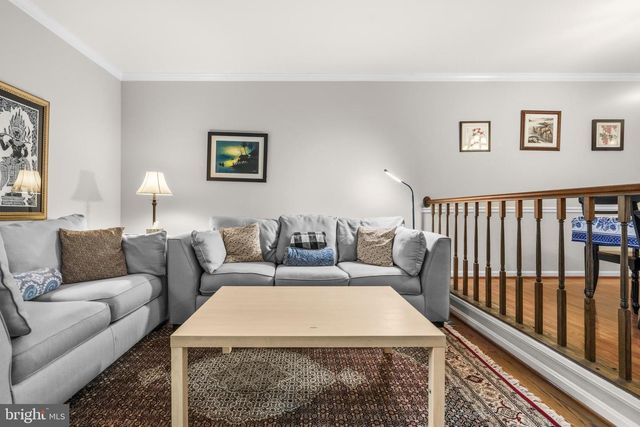 11938 SENTINEL POINT CT, Reston, VA 20191