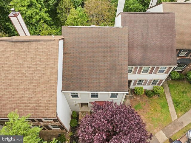 11938 SENTINEL POINT CT, Reston, VA 20191