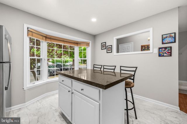 11938 SENTINEL POINT CT, Reston, VA 20191