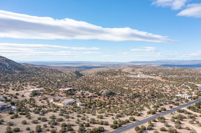 105 Montezuma Court, Placitas, NM 87043