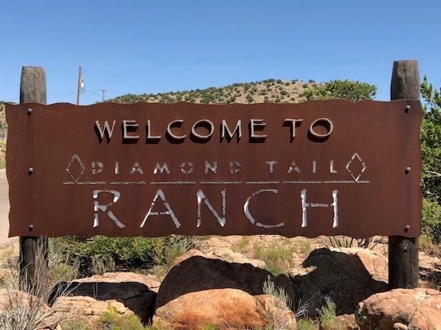 105 Montezuma Court, Placitas, NM 87043