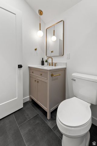 3020 E MIDDLETON WAY, Holladay, UT 84124