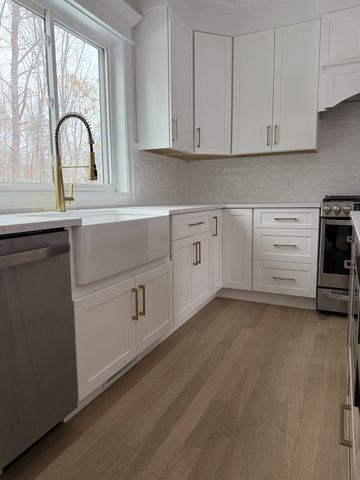 24 Danforth Street, Rehoboth, MA 02769