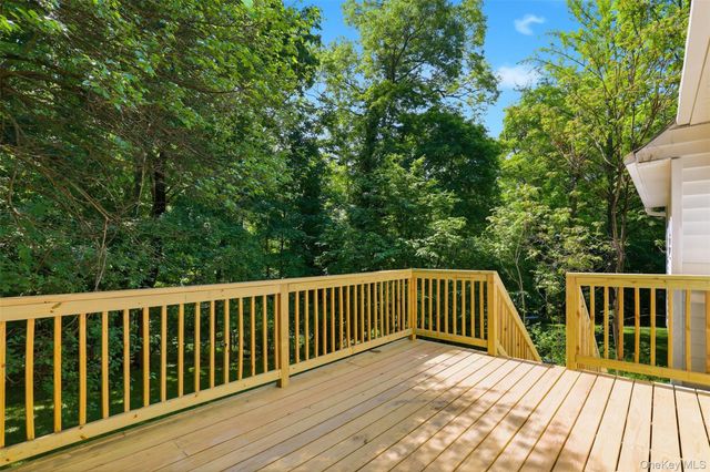 24 Fuller Road, Ossining, NY 10562