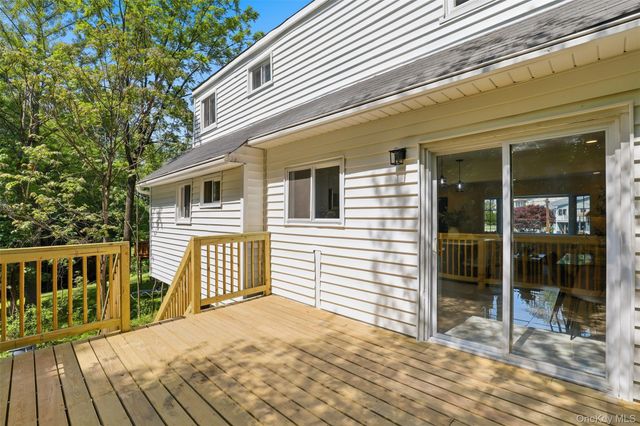 24 Fuller Road, Ossining, NY 10562