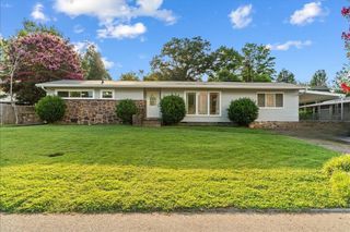 821 Belvoir Terrace, Chattanooga, TN 37412