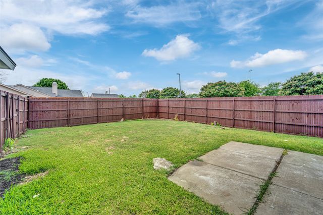 1300 Rivercrest Boulevard, Allen, TX 75002