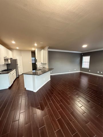 9702 Windy Hollow Drive, Irving, TX 75063