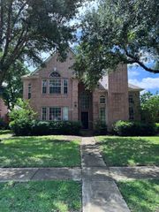 9702 Windy Hollow Drive, Irving, TX 75063