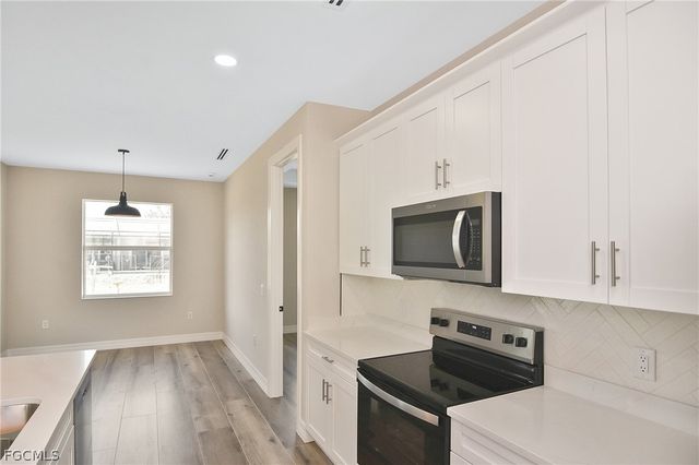 1906 NW 28th AVE, Cape Coral, FL 33993