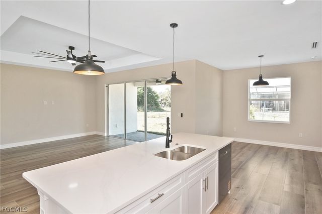 1906 NW 28th AVE, Cape Coral, FL 33993