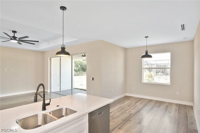 1906 NW 28th AVE, Cape Coral, FL 33993