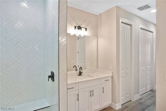 1906 NW 28th AVE, Cape Coral, FL 33993