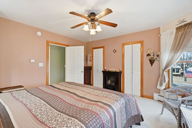 1221 6th Avenue, Dewitt, IA 52742