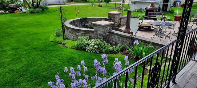 1221 6th Avenue, Dewitt, IA 52742