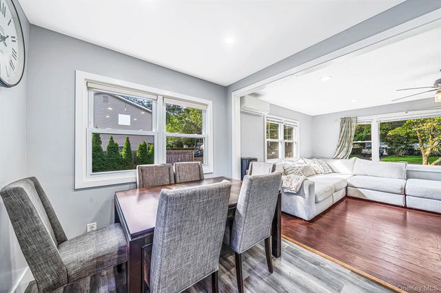 33 Pine Cone Street, Middle Island, NY 11953