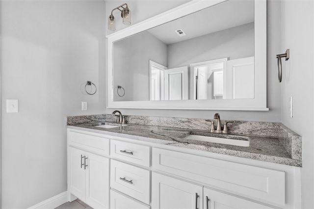 1330 Greyback Lane, Centerton, AR 72719