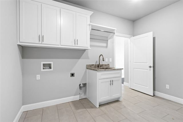 1330 Greyback Lane, Centerton, AR 72719