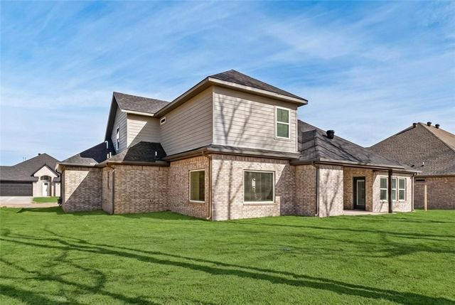 1330 Greyback Lane, Centerton, AR 72719