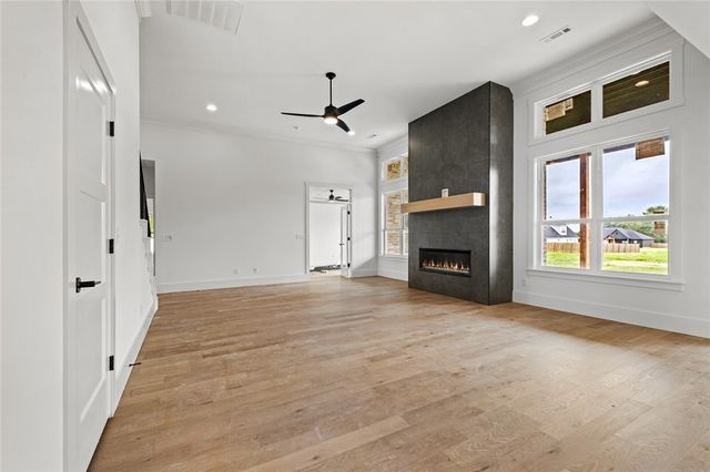 1330 Greyback Lane, Centerton, AR 72719