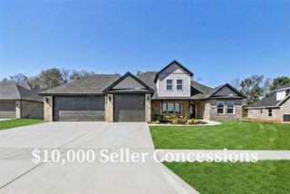 1330 Greyback Lane, Centerton, AR 72719