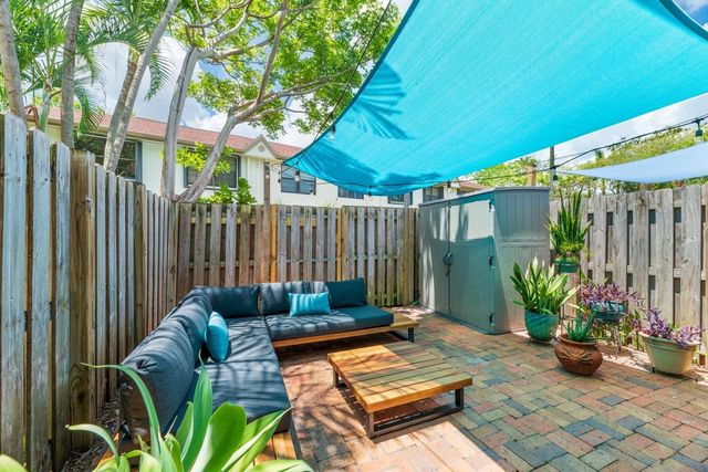 308 City View Drive, Fort Lauderdale, FL 33311