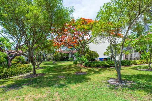 308 City View Drive, Fort Lauderdale, FL 33311