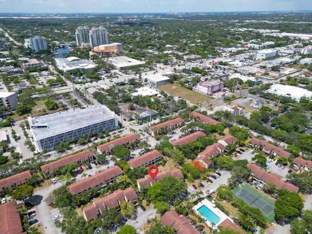 308 City View Drive, Fort Lauderdale, FL 33311