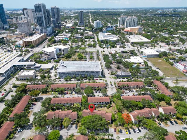 308 City View Drive, Fort Lauderdale, FL 33311