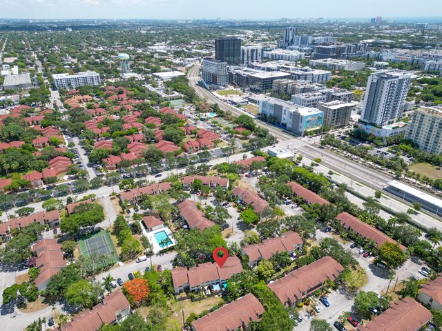 308 City View Drive, Fort Lauderdale, FL 33311