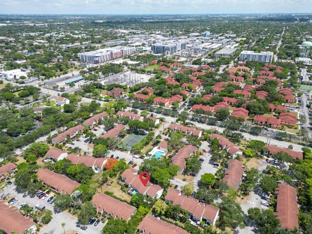 308 City View Drive, Fort Lauderdale, FL 33311
