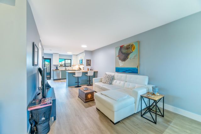 308 City View Drive, Fort Lauderdale, FL 33311