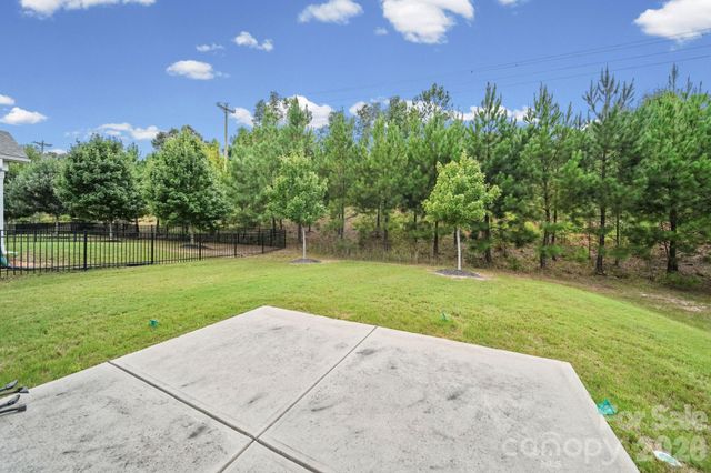 7203 Chrysanthemum Road, Lancaster, SC 29720